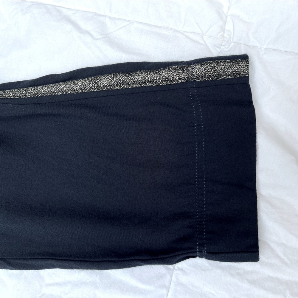 XiRENA | Draper Pants in Black with Gold Trim Elastic Waist Size Small - Picture 6 of 13